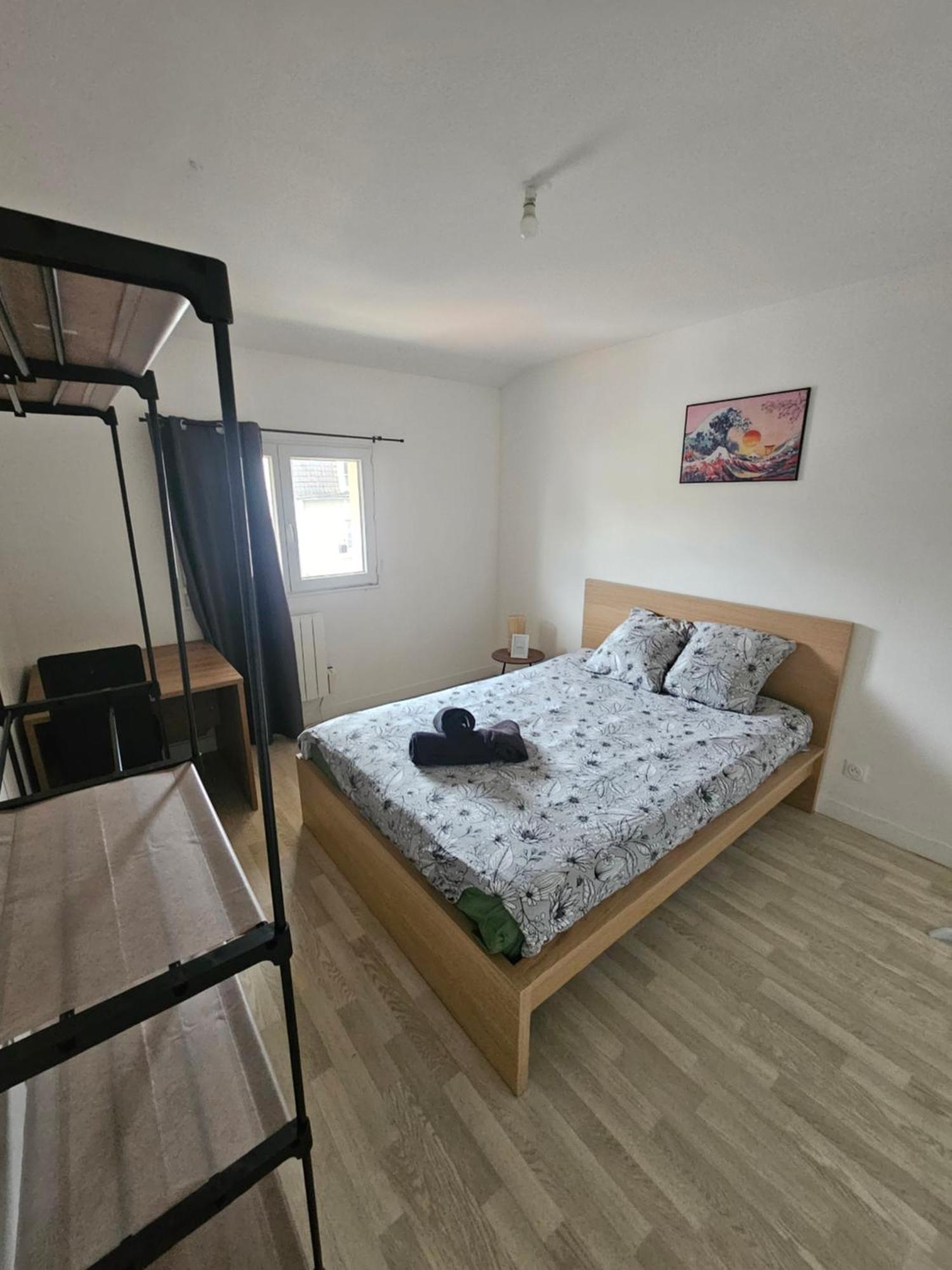 Spacieux 80 M2 Bobigny